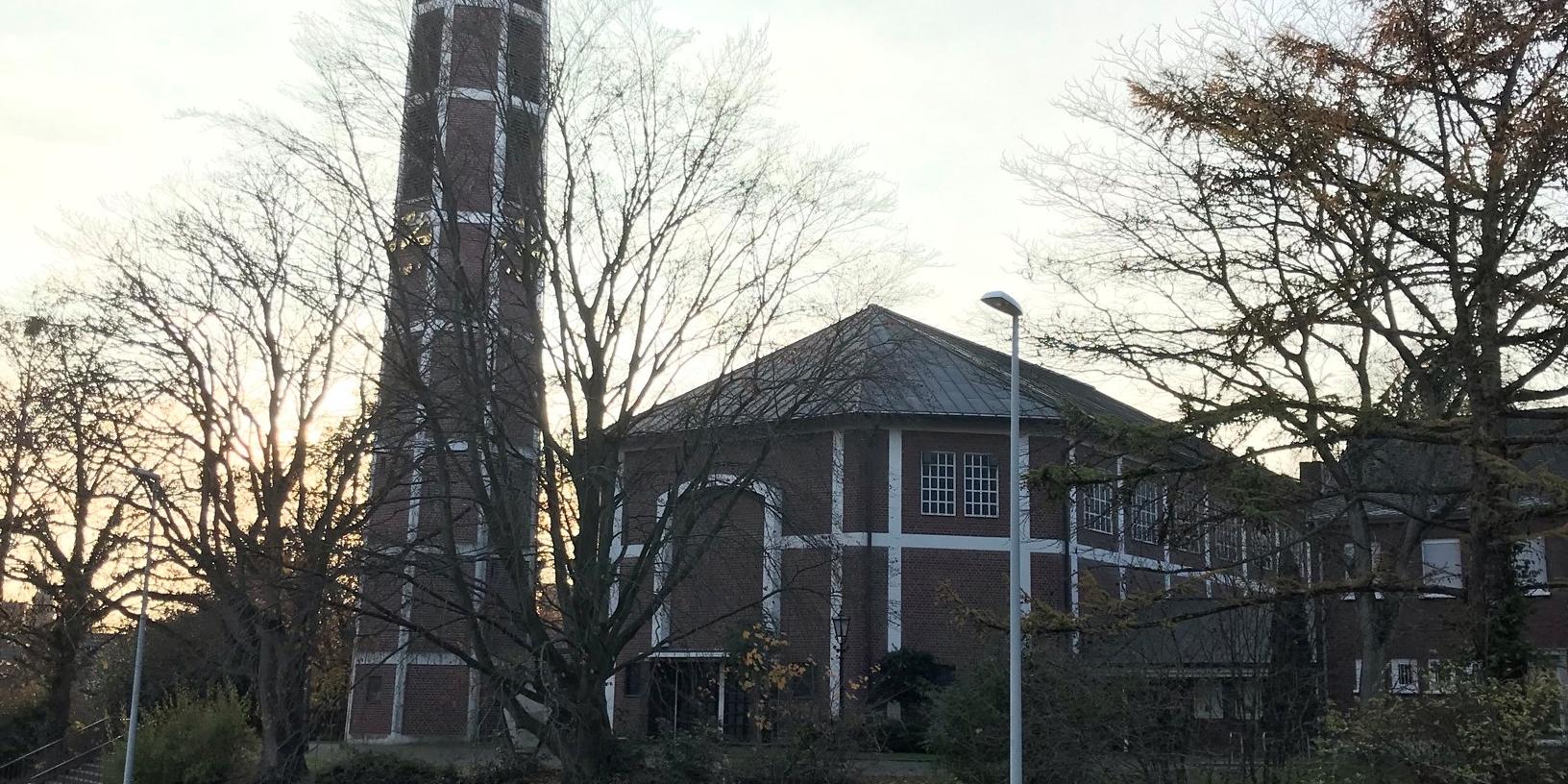 Die Antoniuskirche im November